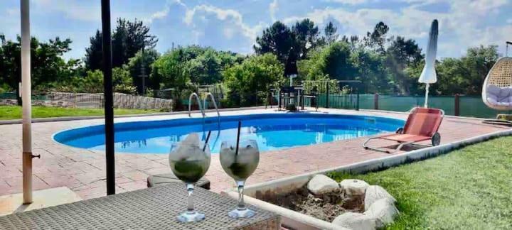 Alojamiento Entero Con Piscina Y Jardin. Ourense Exterior photo